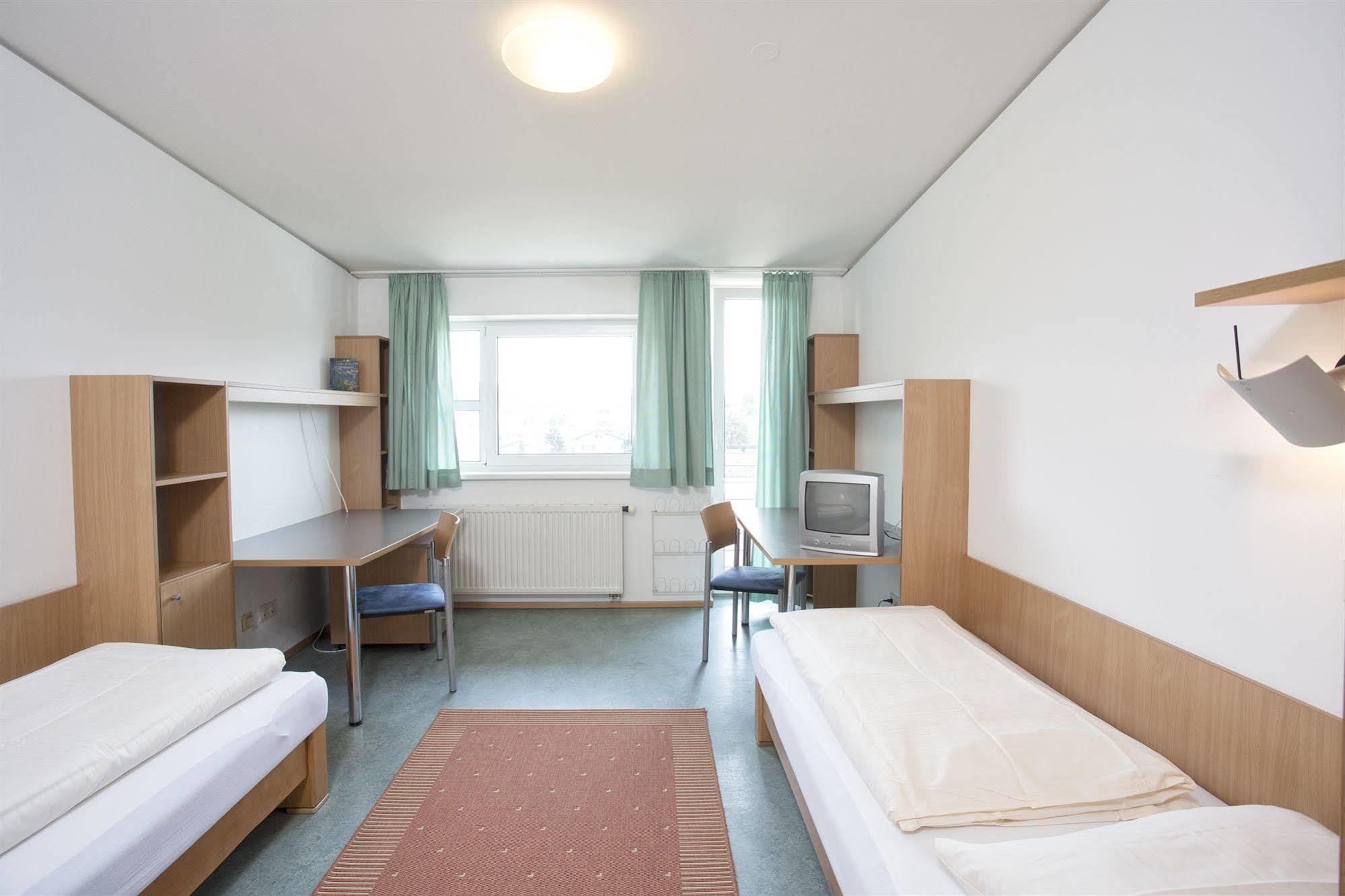 Kolpinghaus Salzburg - Sommerhostel Extérieur photo