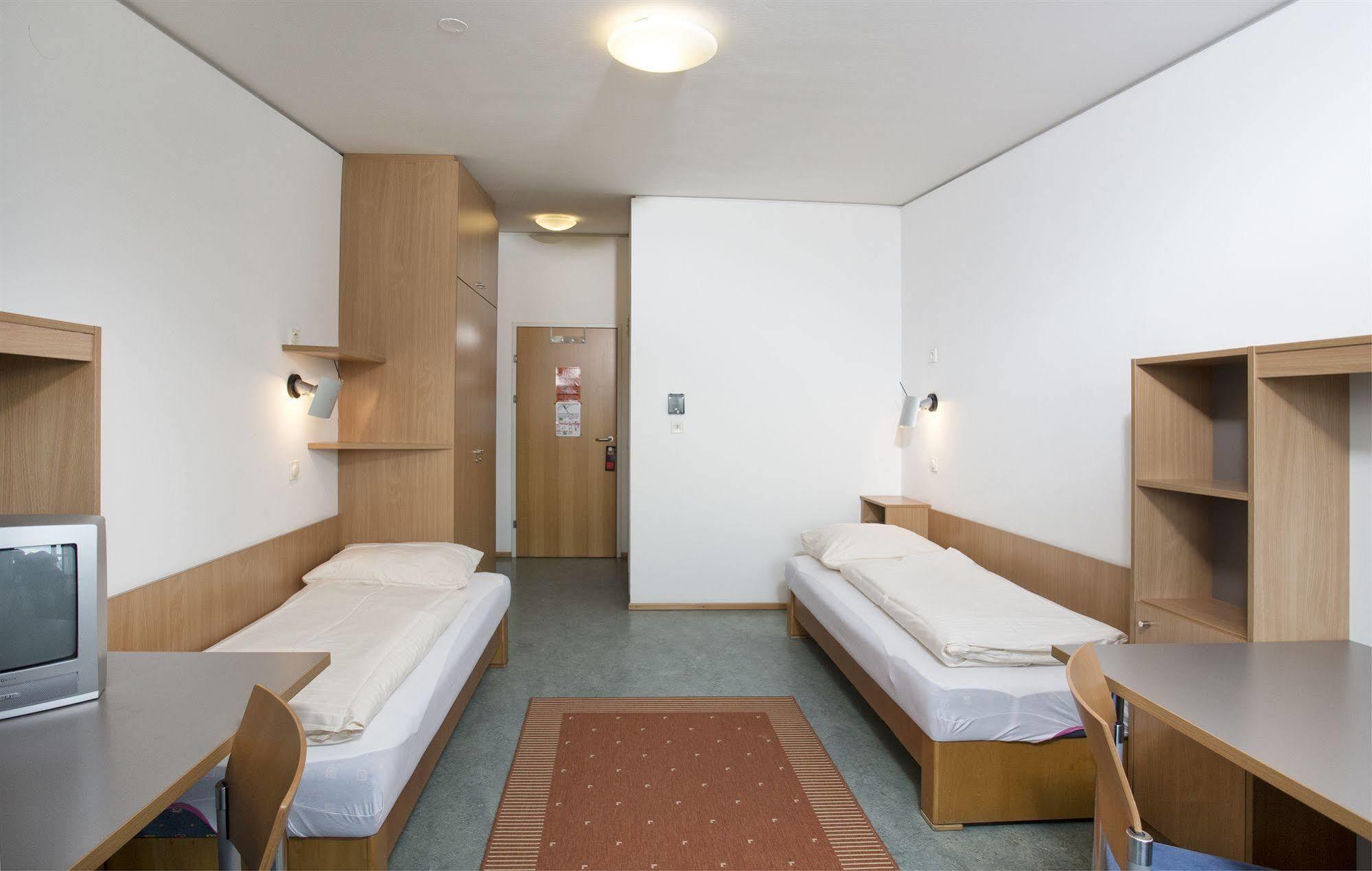 Kolpinghaus Salzburg - Sommerhostel Extérieur photo